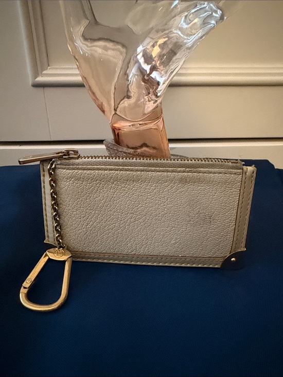 Louis Vuitton Handbags - Authentic Louie Vuitton Leather Trunk Key Cles